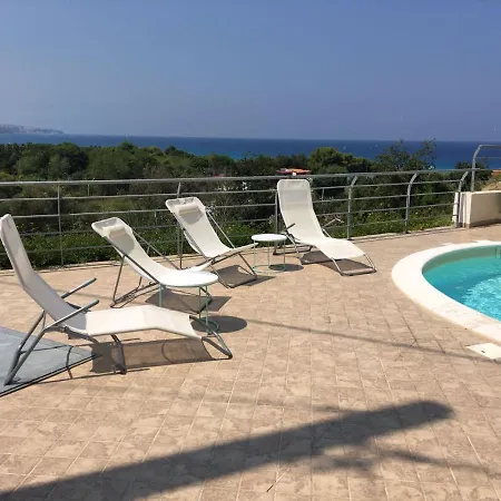 3 Bed 2 Bath Amazing View 400m To Beach 빌라 잠브로네