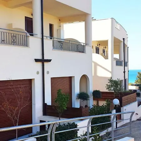 빌라 3 Bed 2 Bath Amazing View 400m To Beach *