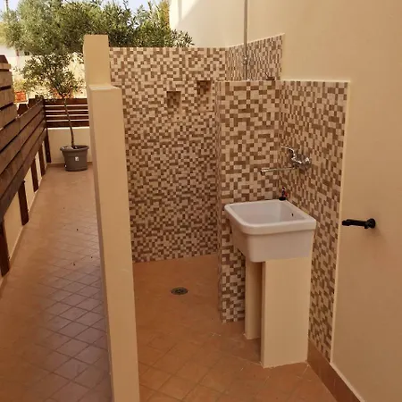 3 Bed 2 Bath Amazing View 400m To Beach *