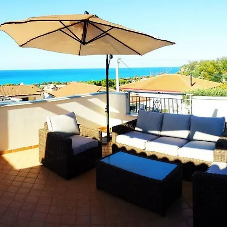 3 Bed 2 Bath Amazing View 400m To Beach Vila *