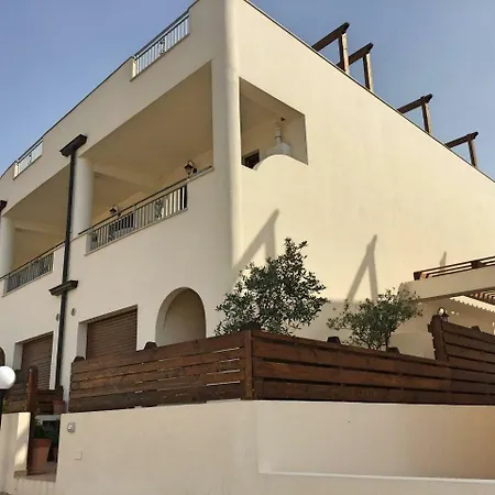 3 Bed 2 Bath Amazing View 400m To Beach Vila *