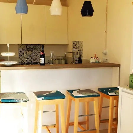 3 Bed 2 Bath Amazing View 400m To Beach Vila *