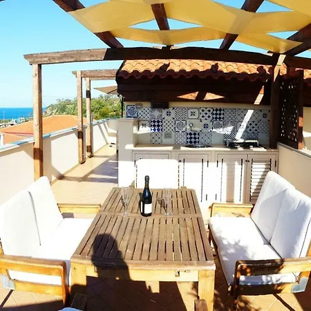 Vila 3 Bed 2 Bath Amazing View 400m To Beach *